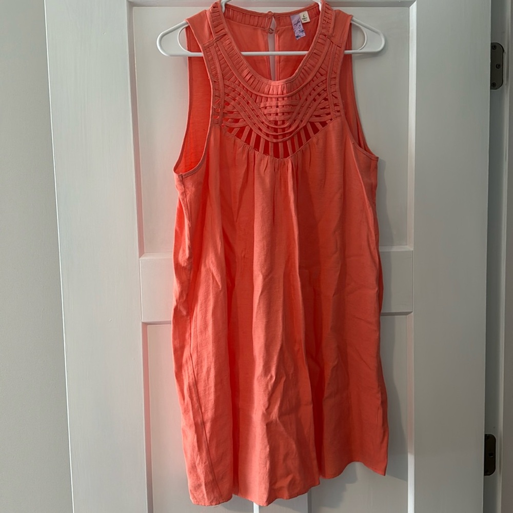 Coral colored casual dress with fun detail on the front! LIKE NEW CONDITION